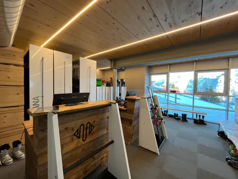 Cortina Shop Interior